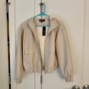 BRAND NEW Lulus Cropped Vegan Leather Jacket SizeS